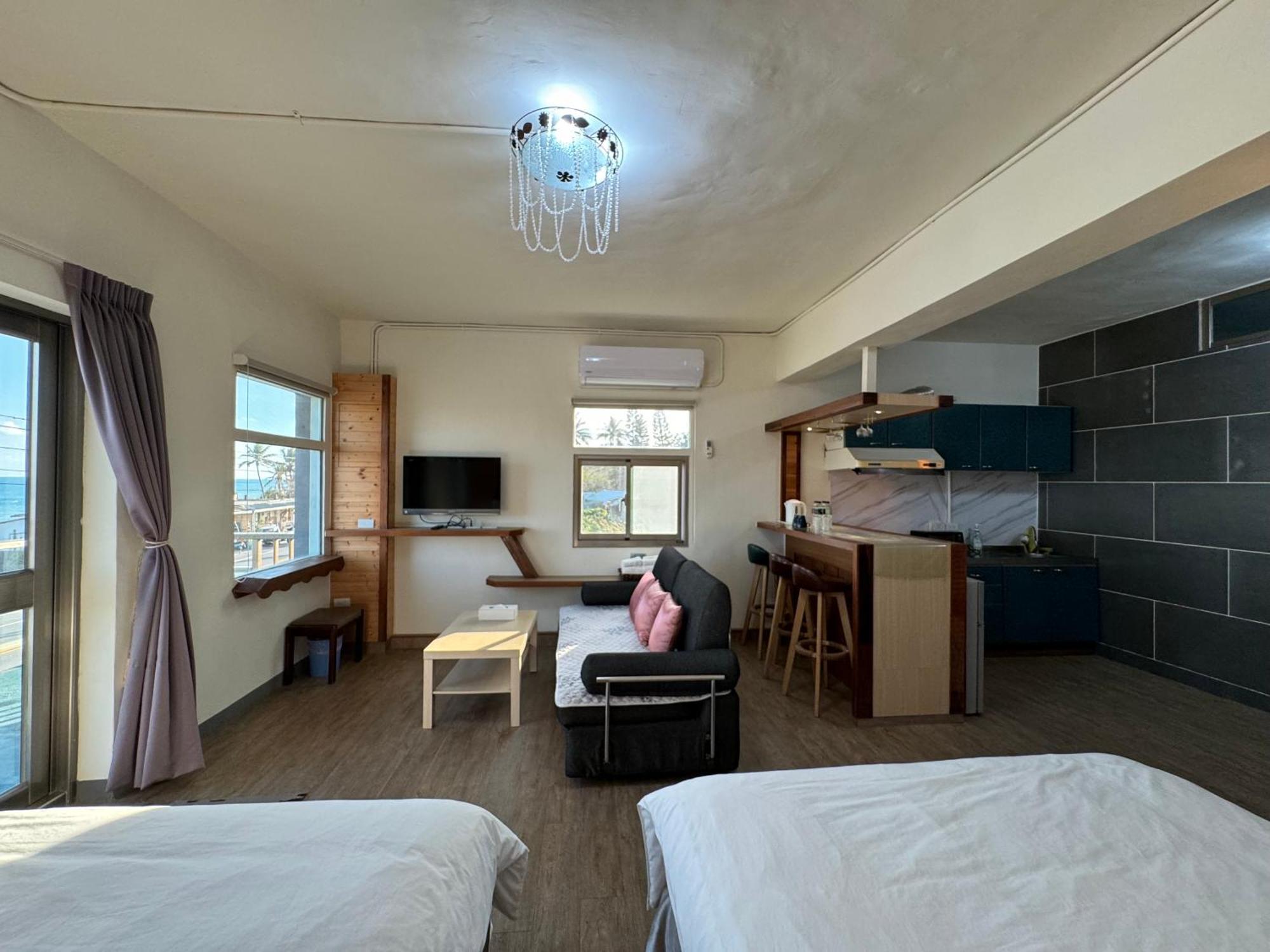 Runners' House Taitung Apartment Changbin Bagian luar foto