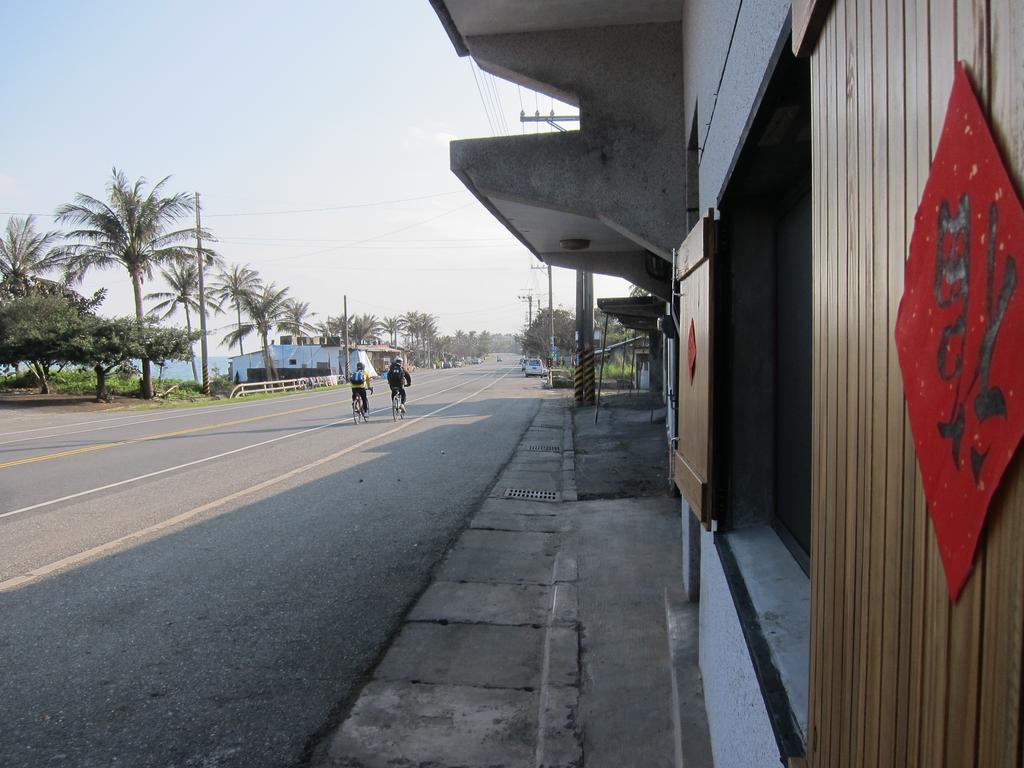 Runners' House Taitung Apartment Changbin Bagian luar foto