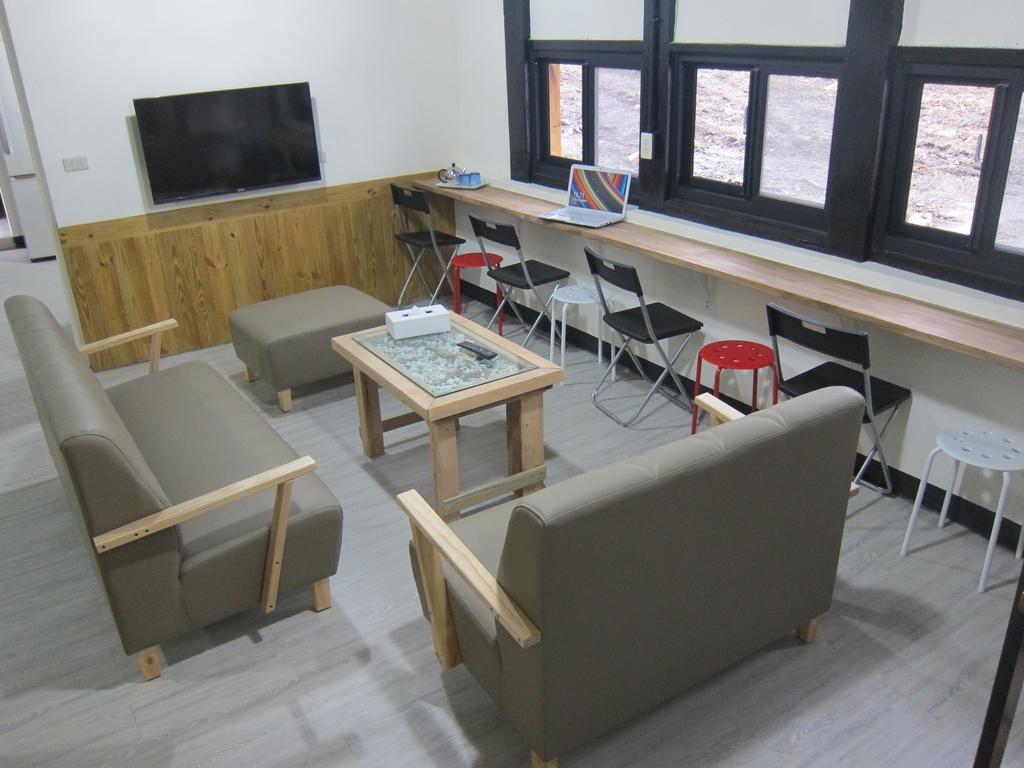Runners' House Taitung Apartment Changbin Bagian luar foto