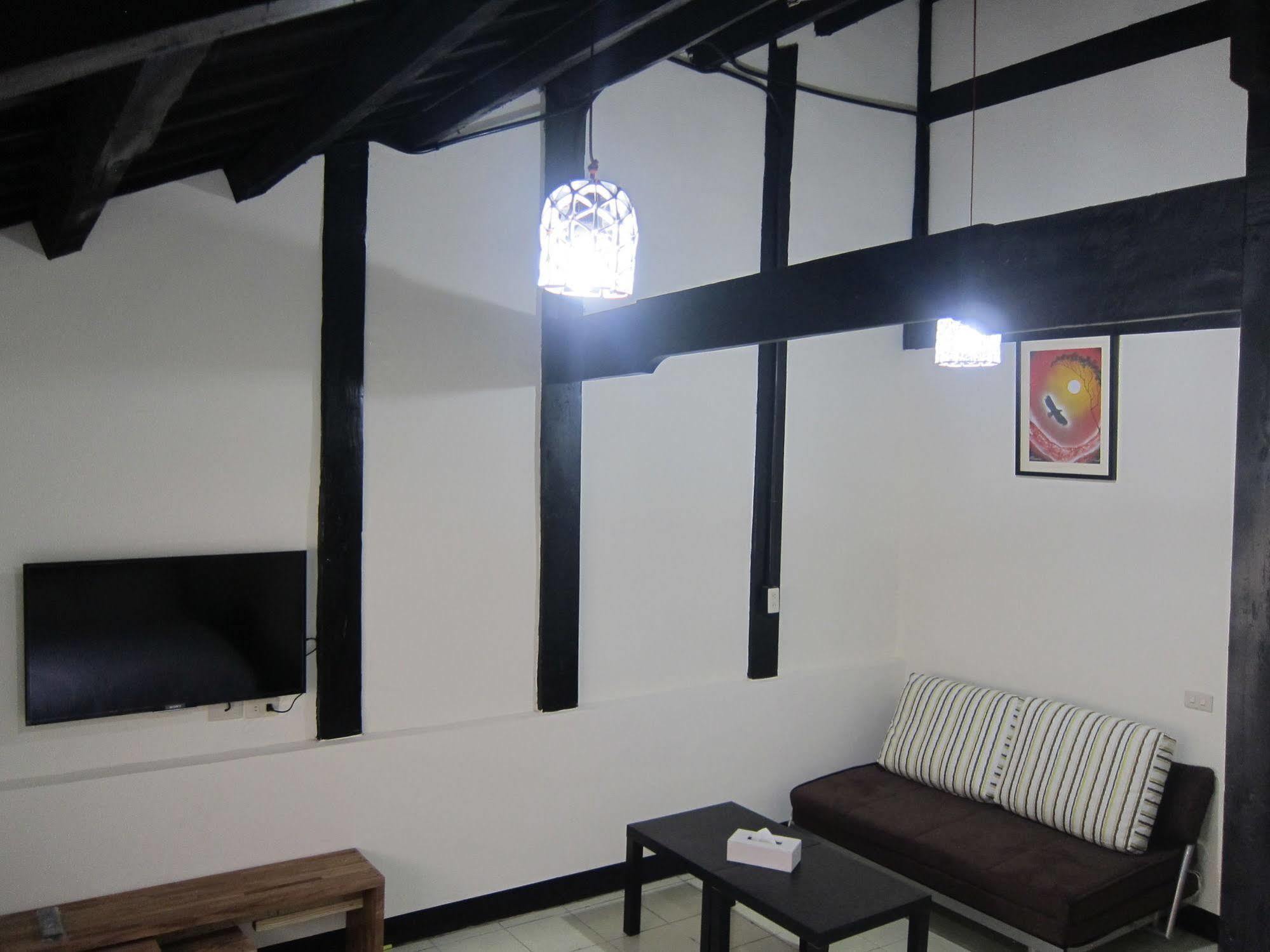Runners' House Taitung Apartment Changbin Bagian luar foto