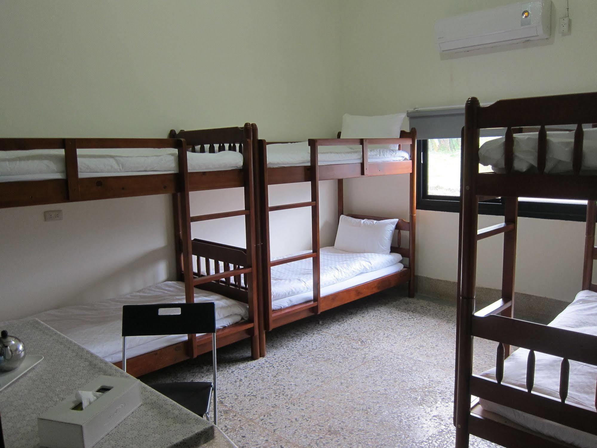 Runners' House Taitung Apartment Changbin Bagian luar foto