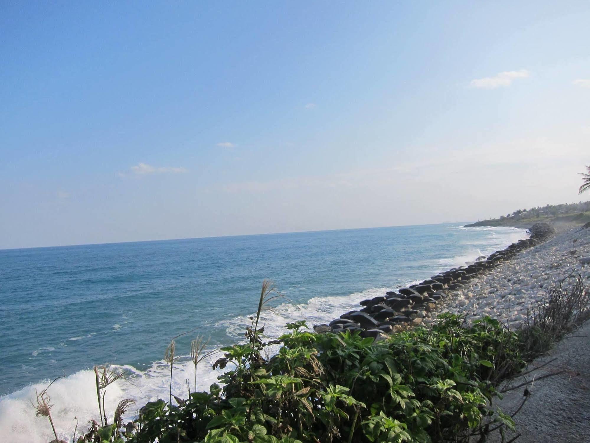 Runners' House Taitung Apartment Changbin Bagian luar foto